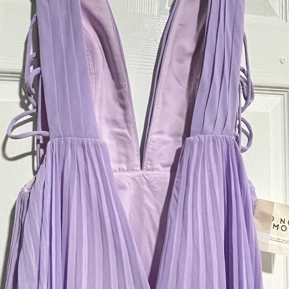 Fame and Partners Lilac Gown - Picture 10 of 16